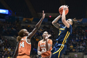 Mountaineers can’t find shooting stroke, suffer 1st loss of season to No. 10 Texas